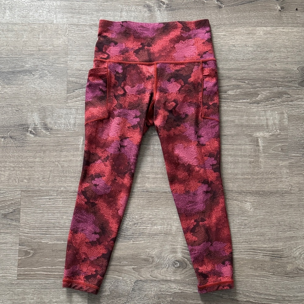 Athleta Salutation Stash High Rise 7/8 Legging